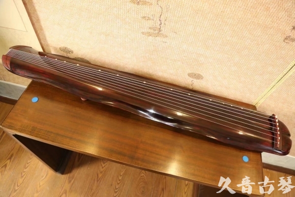 包头市●久音古琴  ●今日推荐  20230516【收藏级断纹蕉叶】